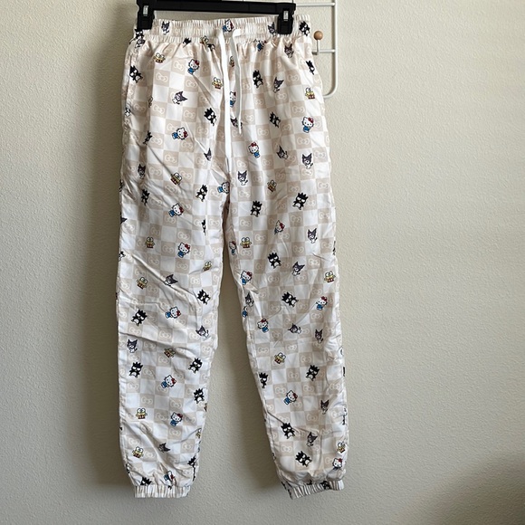 Forever 21 x hello kitty pants - Picture 1 of 5